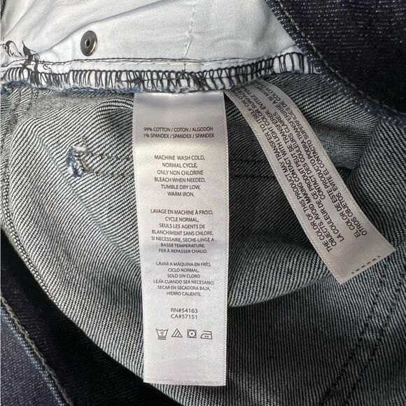 Calvin Klein High Rise Flare Jeans Dark Wash Size 32 NWT - Picture 6 of 9